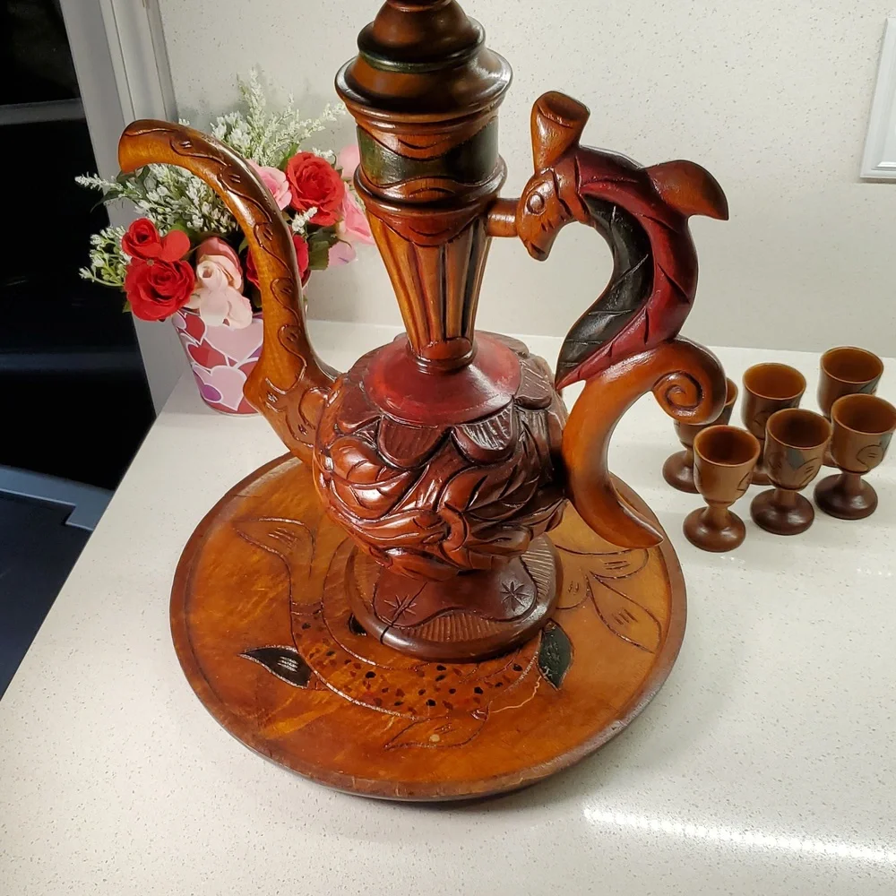 Rare & Vintage Decanter/Wine Pitcher Set (9pcs)